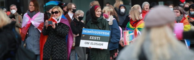 Fotod: Tallinnas avaldati toetust samasooliste paaride õigustele