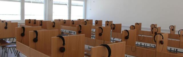 Otpuštena nastavnica iz Zrenjanina podnela krivičnu prijavu protiv v.d. pomoćnika ministra prosvete
