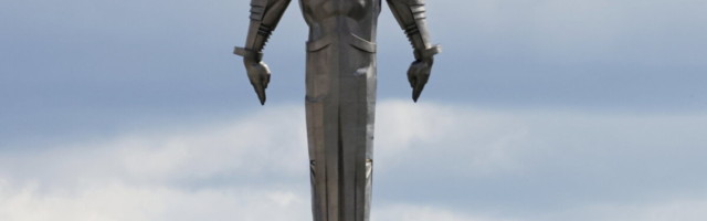 108 kosmilist minutit: kuidas esimene inimene läbi raskuste ilmaruumi jõudis