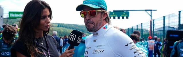 Vormelilegend Fernando Alonso saab uue hooaja alguses isaks