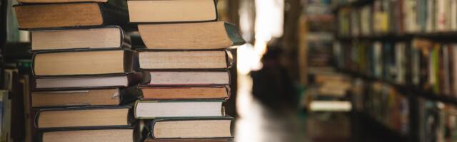 Sajandeid säilinud raamatud ja nende vahele peidetud pomm