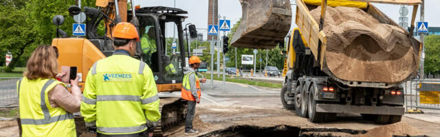 Tallinnas Kunderi tänaval on veeavarii tõttu liiklus suletud