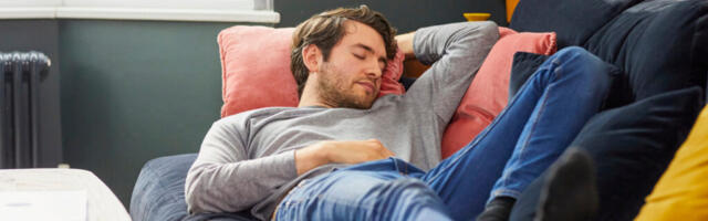 Mehed, kes väidavad, et magavad diivanil paremini, tunnevad tavaliselt neid 11 asja, mida nad kunagi ei tunnista
