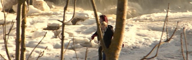 Reporter: Pilt elu hinnaga? Inimesed teevad selfisid ohtlike jääkamakate all