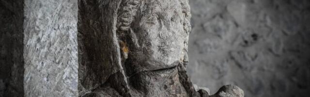 FOTO | Pompeis leiti väljakaevamistel naise ja mehe kujud. Naine võis olla tähtis preesterkonna liige