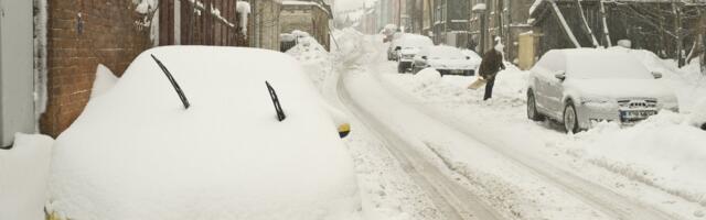 ILMATEADE | Maha on sadanud suur kogus lund. Mitmel pool Eestis sadu jätkub