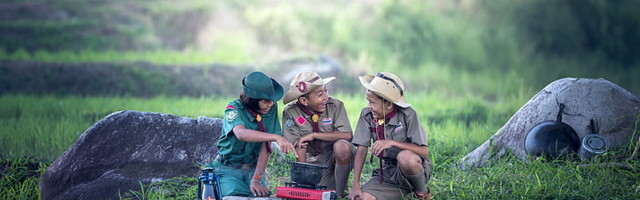 Sooneutraalsus tõi kaasa kohtusõja poiss- ja tüdrukskautide vahel