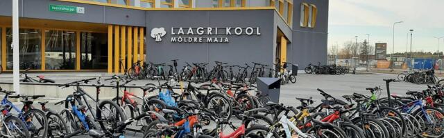 VIDEO | Laagri kooli tulid möödunud neljapäeval 764 õpilast rattaga. Direktor: „Ratas annab lapsele vabaduse“