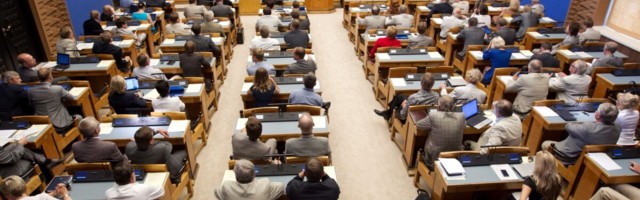 Riigikogu asutas e-kaubanduse toetusrühma, et saada "vahetu kontakt sektoriga"