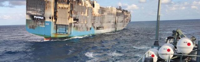 Tuhandeid Porschesid ja Volkswageneid vedanud kaubalaev Felicity Ace uppus