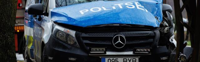 Päev liikluses_ kaks autojuhti sõitsid vastu posti