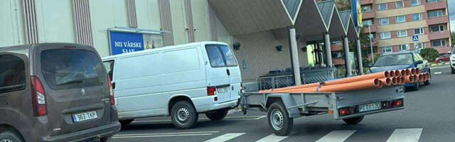 PILTUUDIS: Võrus saab parkida ka nii