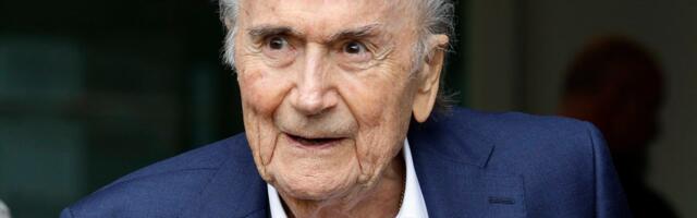 FIFA eksjuht Blatter soovitas fännidel USA-s toimuvat jalgpalli MMi boikoteerida