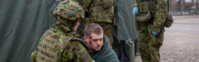 Kaitseväe meditsiiniüksused harjutavad omavahelist koostööd õppusel Varblaserünnak