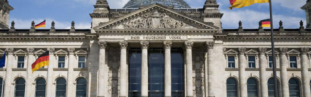 Saksamaa valmistab ette seadust, mis muudaks tehisintellekti loodud meemid kuriteoks