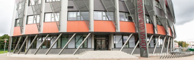 Jõhvi gümnaasium jääb esialgu üheks päevaks kodusele distantsõppele