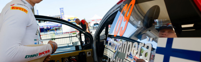 Reedeseks lõunapausiks juhib Rally Estoniat Rovanperä, Tänak katkestas