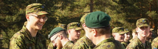 Tapal väljaõppe läbinud 2. jalaväebrigaadi lahinguteeninduspataljoni ajateenijad saabusid Kevadtormiks Lõuna-Eestisse