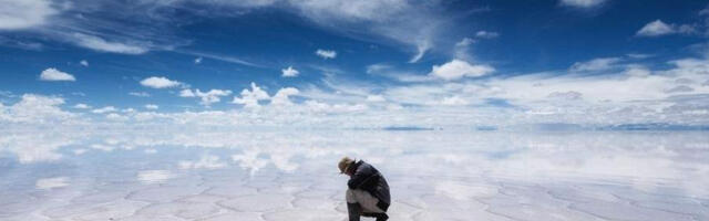 Maailm kõverpeeglis