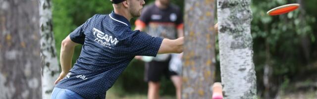 Villmann krooniti läbi raskuste discgolfis Eesti meistriks, naistest oli parim Tätte