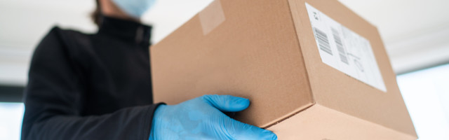 Kullerfirma hoiatab petukirjade eest