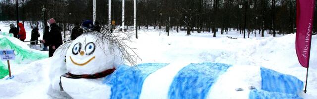 Kohtla-Järve kultuurikeskuse ees seadsid end sisse Potsataja, Sipsik ja teised multifilmikangelased