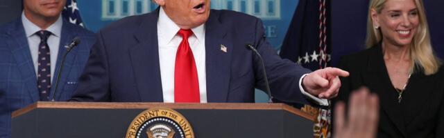 Trump kritiseeris taaskord Zelenskõit ning kiitis oma kokkulepete sõlmimise oskust