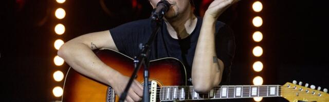 Muusik Stig Rästa teenis omal ajal Rootsis leiba hoopis ehitusmehena