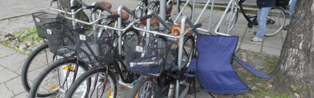 Tallinna Kesklinn rikastub uute rattaparklate ja rattahooldusjaamadega