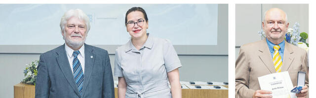 HEI­NI VIL­BIKS ja AR­DO NIIN­RE päl­vi­sid Va­ba­du­se Tam­me­pär­ja au­mär­gi