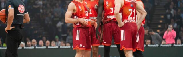 BAVARCI ČUVAJU OKOSNICU TIMA! Posle Obsta još jedan važan igrač produžio ugovor sa Bajernom!