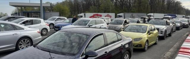 NEVIĐENI KOLAPS NA GRANICI SA HRVATSKOM: "Čekam 35 sati i nisam se pomerio"