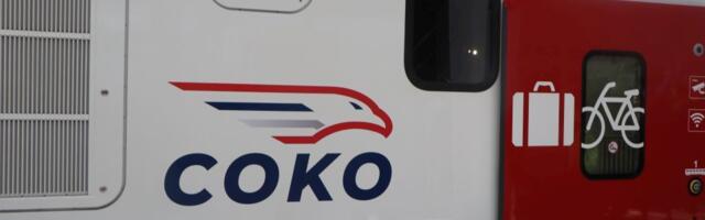 VIDEO Brzi voz za Suboticu prošao kroz Petrovaradin bez zaustavljanja: U njemu Vučić, Mesarović, Sofronijević