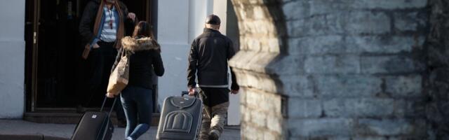 Välisturistide arv langes möödunud aastal 1997. aasta tasemele, aga siseturism tegi rekordi