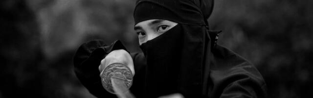 Hallipäine ninja: Osaka pensionär, kes narris politseid