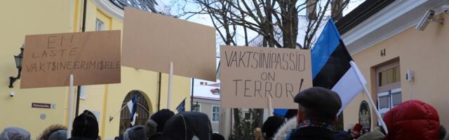 PIKETT STENBOCKI MAJA EES ⟩ SAPTK piketil toetati MEM Café tegevust ja nõuti apartheidi lõpetamist