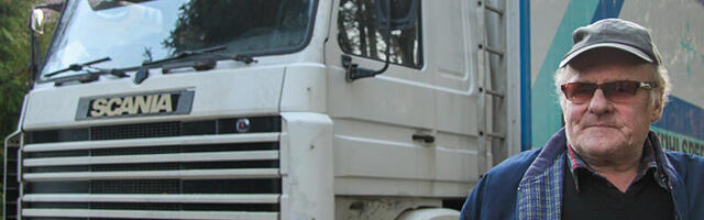 Elu veereb läbi aastakümnete rooliratast keerates