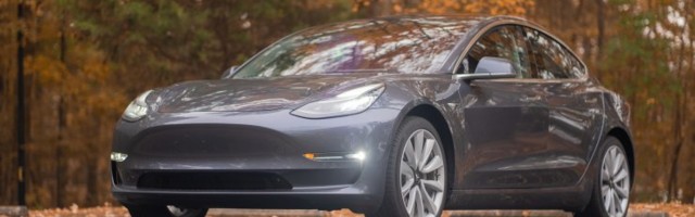 Tesla oli Model 3 ilmumise eel peaaegu surnud, aga see auto suutis tootja siiski päästa