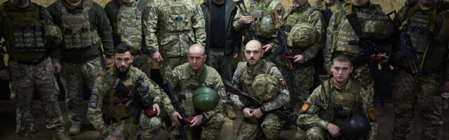 Ameerika Ühendriigid sunnivad Ukrainat alandama sõdurite värbamisiga