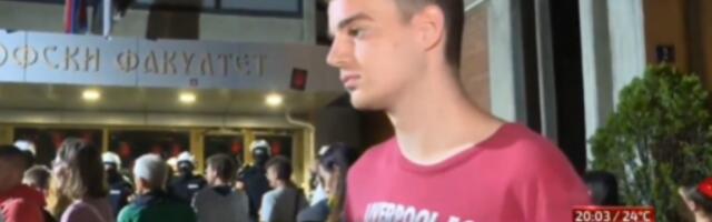 On predvodi iživljavanje nad policajcima u Novom Sadu: Nije student već član PSG, a priznao je da se blokaderi služe metodama mučenja viđenim kod nacista