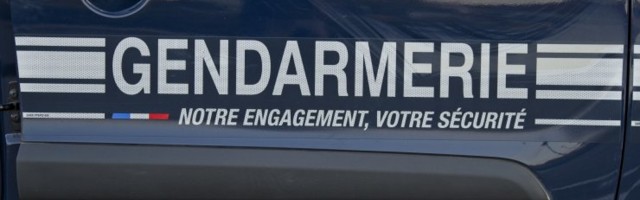 Prantsusmaal lasi hullunud mees maha kolm sandarmi ja haavas veel üht, tulistaja leiti ka ise surnuna