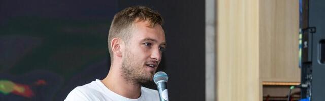 KLÕPSUD | Põhjust tähistamiseks! Ari Matti Mustonen libistas koos Joe Roganiga kokteile