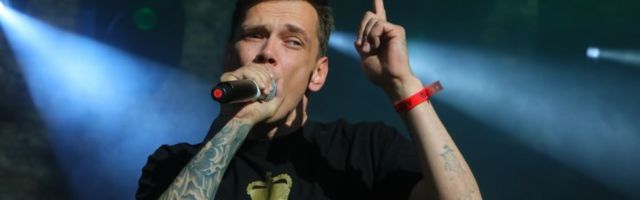 KLÕPS | Beebilõust jagas armast hetke rannapäevast! Tütar on aina enam isa moodi