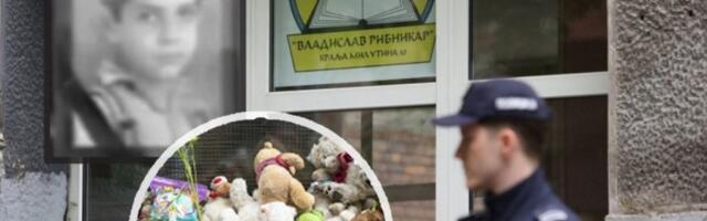 MAJKA SE UBILA, OTAC PREMINUO ZA NJOM! Tragična priča o ubijenom dečaku Dušanu iz Ribnikara!