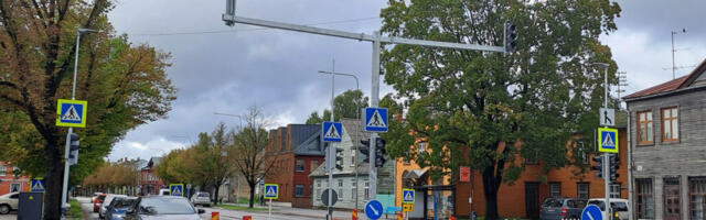 PÄRNUS ÜHENDATAKSE TOSIN FOORI ROHELISESSE LAINESSE