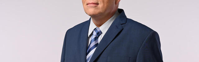 ARVAMUS: Võru linn on sotside punaseid plakateid täis – nagu häbipostid