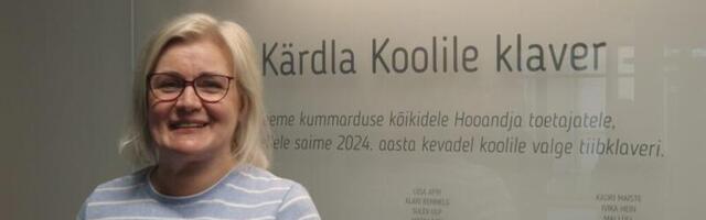 UNISTUS TÄITUS | Klaveriostjate tänutahvel valgustab Rahnu saali