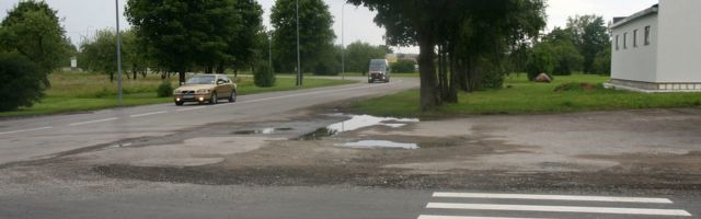 Puru elanikud saavad uue kergliiklustee