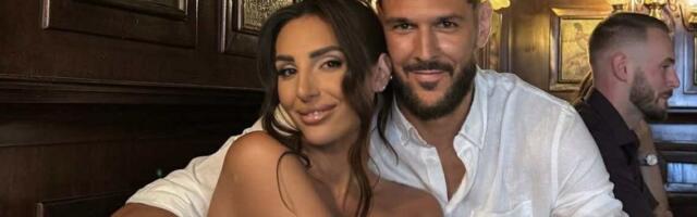 Plavšić stao na "ludi kamen": Zvezdin košarkaš oženio seksi influenserku (FOTO/VIDEO) Plavšić stao na "ludi kamen": Zvezdin košarkaš oženio seksi influenserku (FOTO/VIDEO)