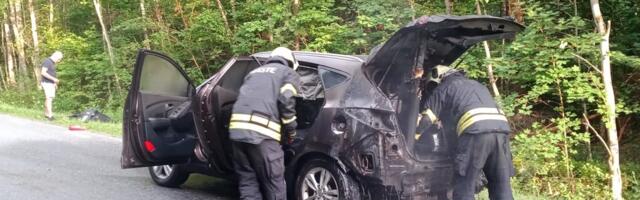 Saaremaal sõttis põlema sõiduauto